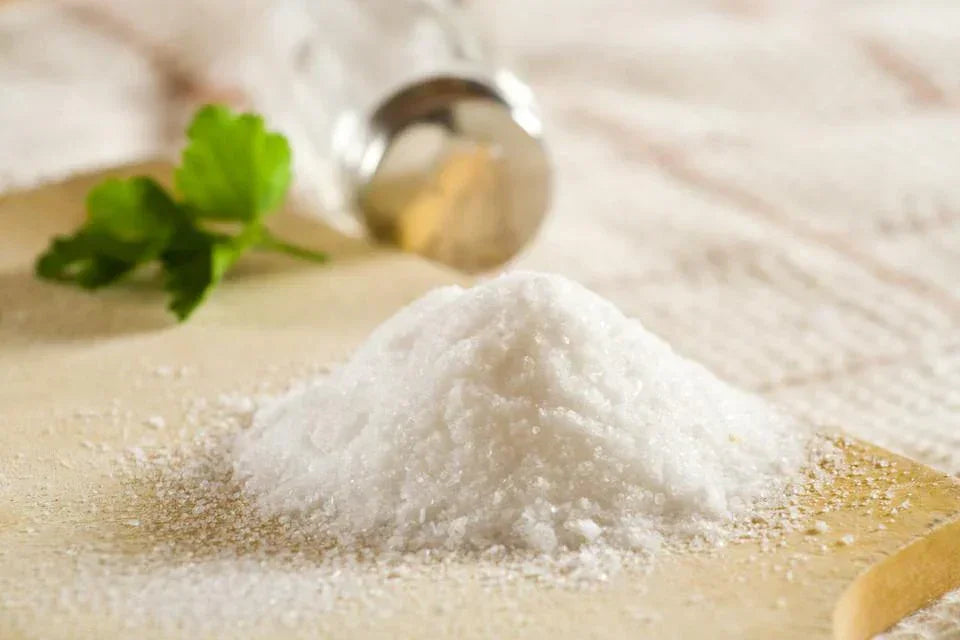 Jahrom salt, powdered salt, natural salt, fine mineral salt, Iranian salt, organic salt, traditional salt, cooking salt, pure natural salt, gourmet salt, chemical-free salt, natural seasoning, artisanal salt