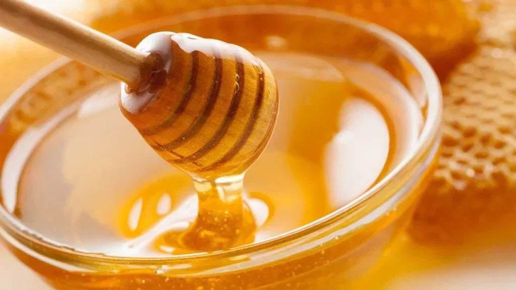 honey benefits, natural honey, bowl of honey, raw honey, healthy sweetener, natural remedy, immune booster
