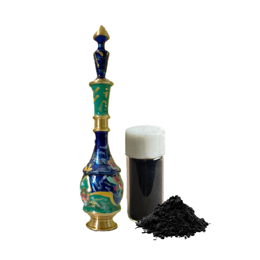 Kohl_with_blue_hand_painted_container